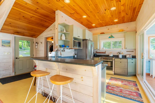 $1,150,000 | 58 Pressey Lane, Trenton, ME 04605