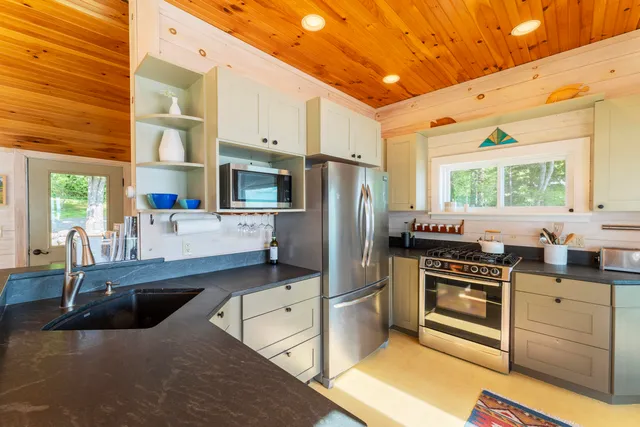 $1,150,000 | 58 Pressey Lane, Trenton, ME 04605