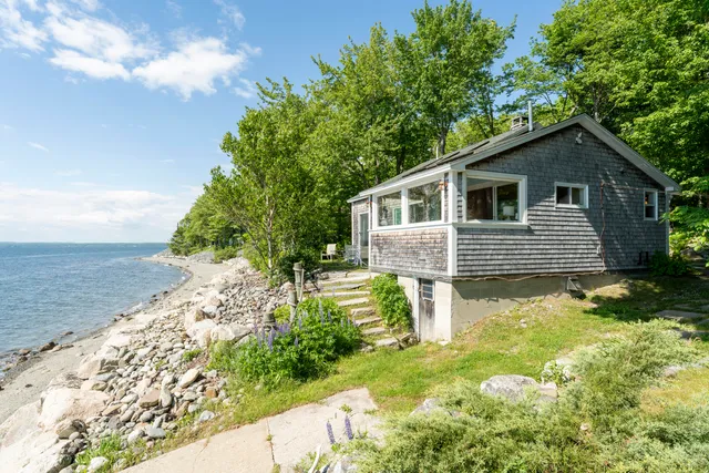 $1,150,000 | 58 Pressey Lane, Trenton, ME 04605