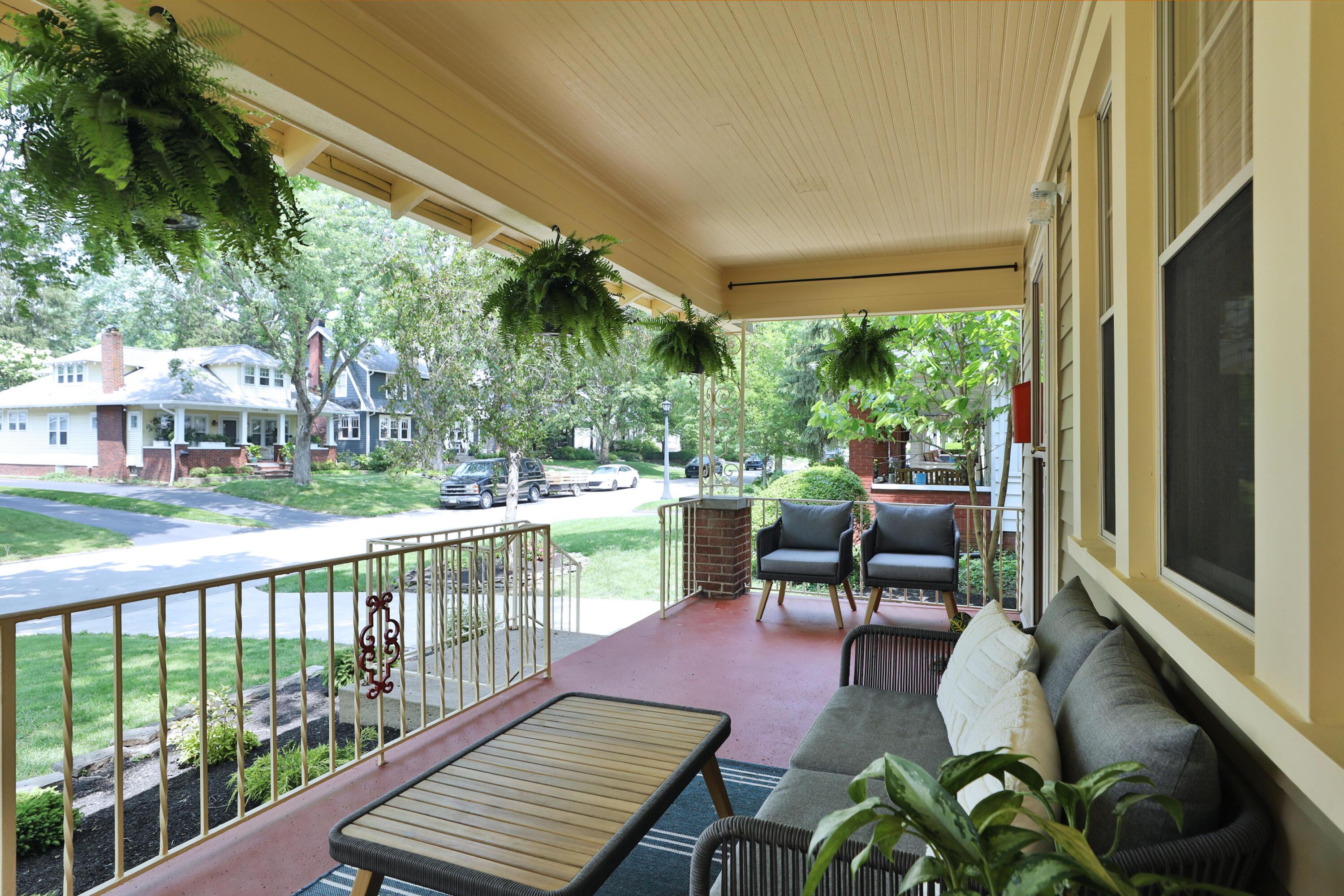 203 Winthrop Road Columbus, OH 43214 - Photo 3 of 60 103-Winthrop-05