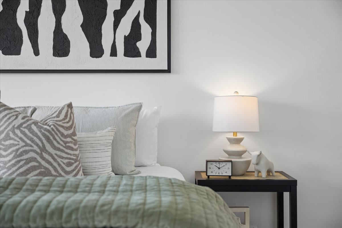 2930 North Sheridan Road, Unit 1507 Chicago, IL 60657 - Photo 19 of 34 Gallery Image 19