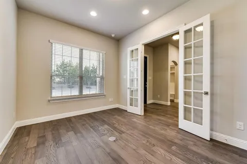 $4,000 | 4044 Crowe Lane, McKinney, TX 75071