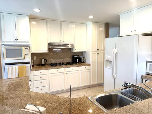 $6,500 | 76961 Sheffield Court, Palm Desert, CA 92211