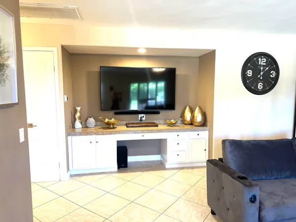 $6,500 | 76961 Sheffield Court, Palm Desert, CA 92211