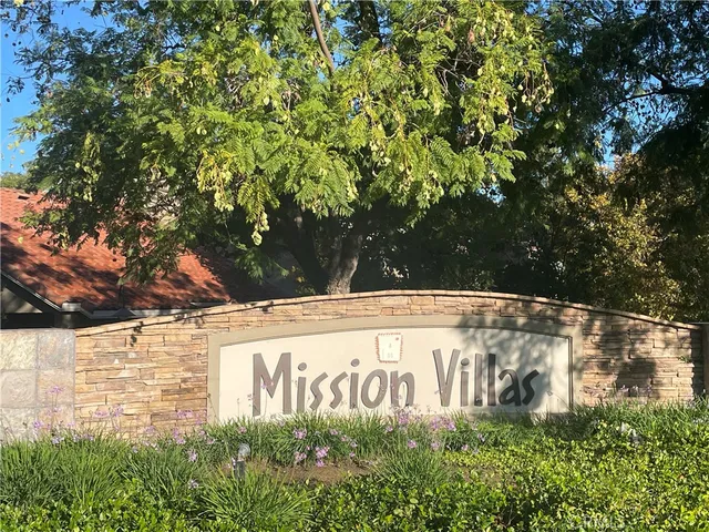 $2,300 | 200 East Alessandro Boulevard, Unit 7, Riverside, CA 92508