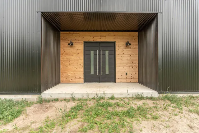 $699,999 | 34520 Co Highway 14, Richville, MN 56576