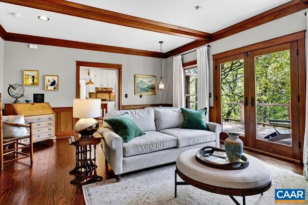 $1,450,000 | 1059 Bryant Mountain Road, Roseland, VA 22967