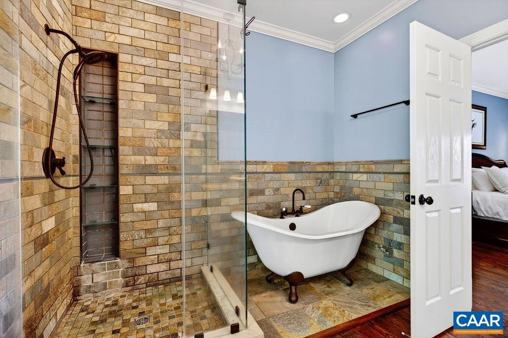 1059 Bryant Mountain Road Roseland, VA 22967 - Photo 23 of 58