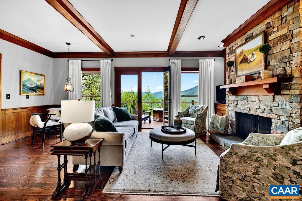 1059 Bryant Mountain Road Roseland, VA 22967 - Photo 9 of 58