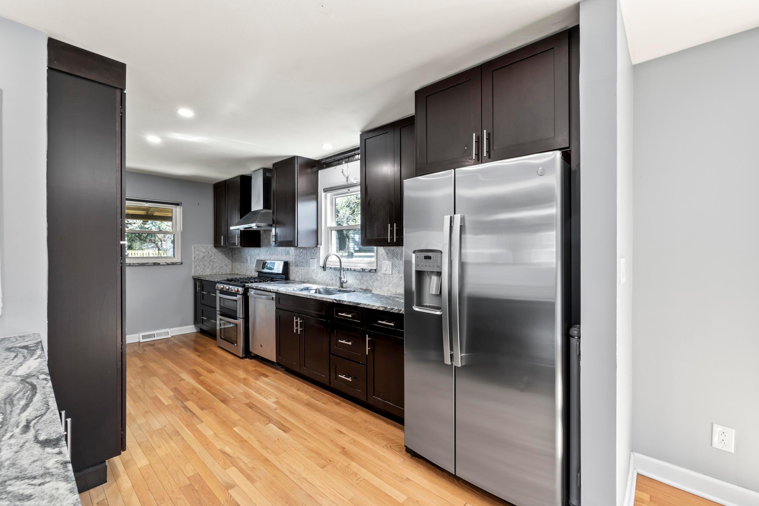 2209 Fishinger Road Columbus, OH 43221 - Photo 15 of 39 All stainless applainces