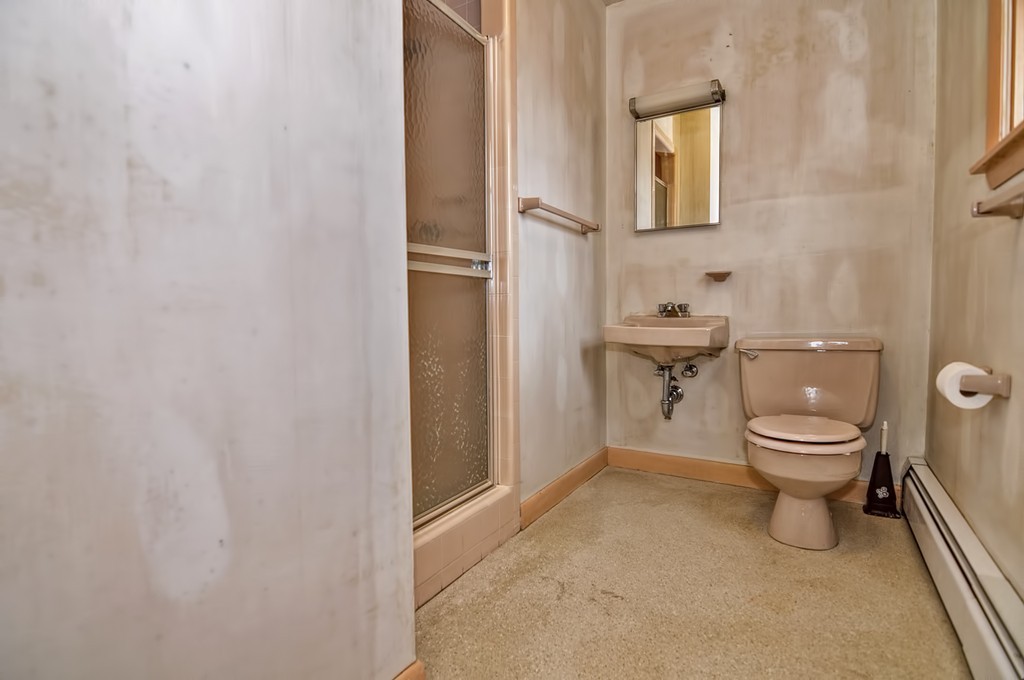 80 Goldthwaite Road Northbridge, MA 01588 - Photo 18 of 28 a bathroom with a toilet