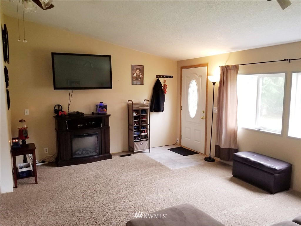 14 Keys Road South Elma, WA 98541 - Photo 3 of 32 Gallery Image 3