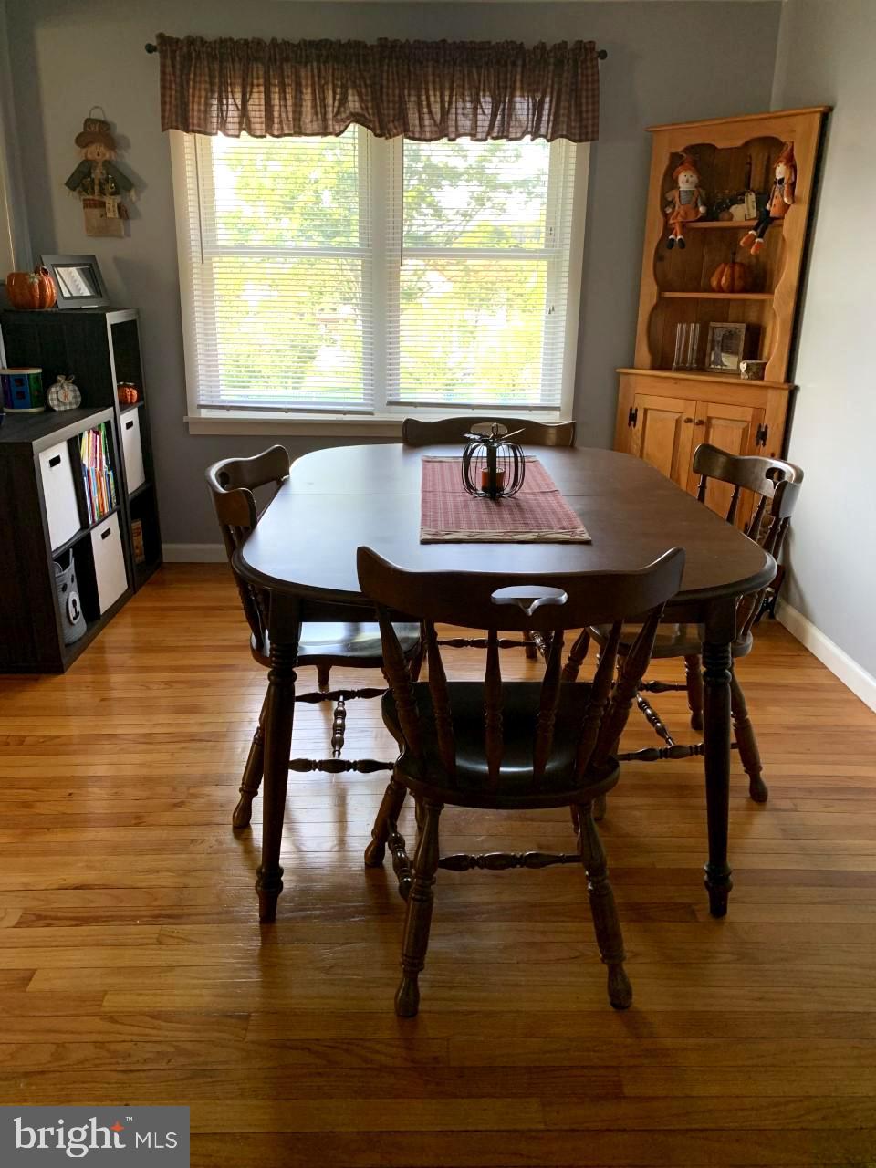 14916 Winchester Road Southwest Cumberland, MD 21502 - Photo 11 of 27 Separate Dining Room