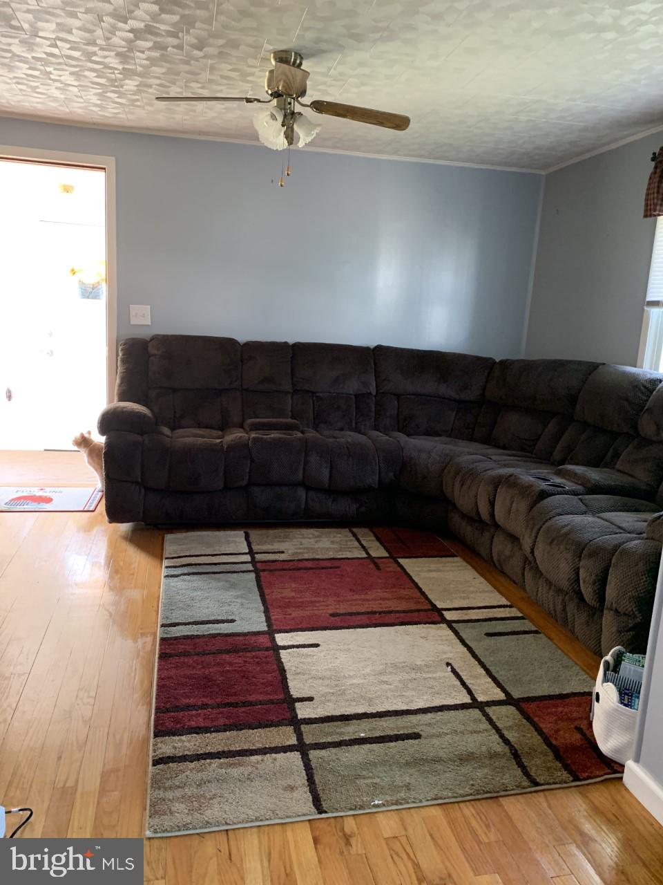 14916 Winchester Road Southwest Cumberland, MD 21502 - Photo 12 of 27 Living Room