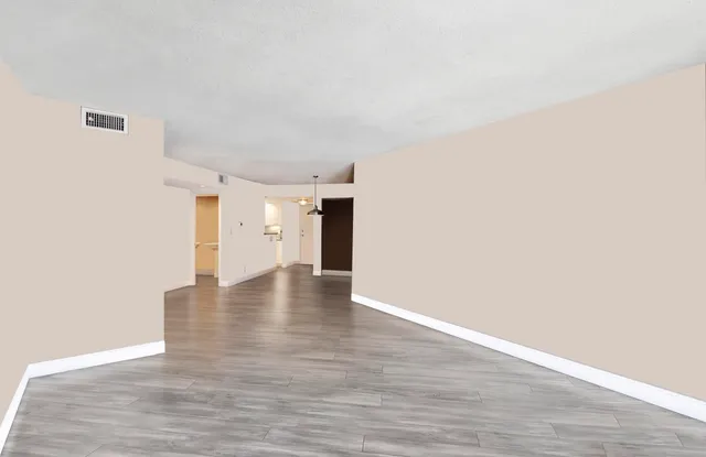 $649,000 | 3000 North Ocean Drive, Unit 17B, Singer Island, FL 33404