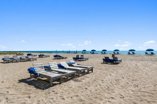 $649,000 | 3000 North Ocean Drive, Unit 17B, Singer Island, FL 33404