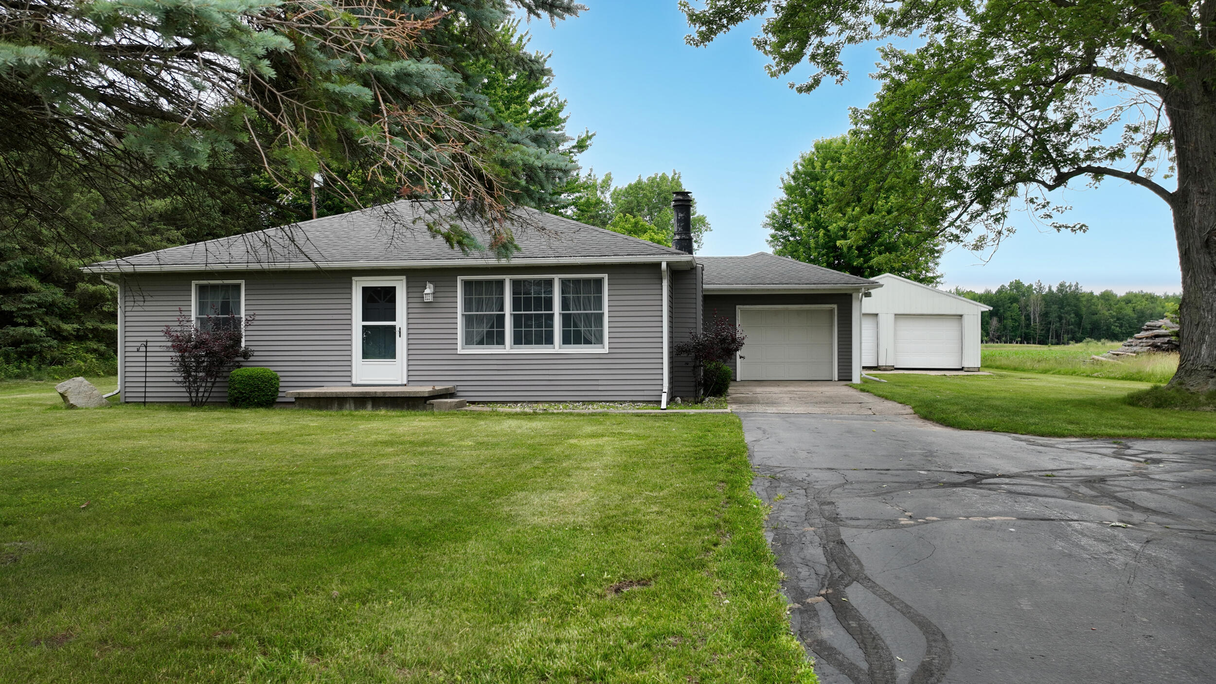 18788 Dice Road Merrill, MI 48637 - Photo 2 of 54 18788 dice rd (2)