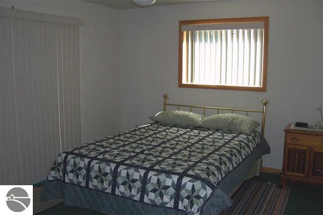 446 Ogemaw Road Rose City, MI 48654 - Photo 10 of 13 1755555-9.JPG