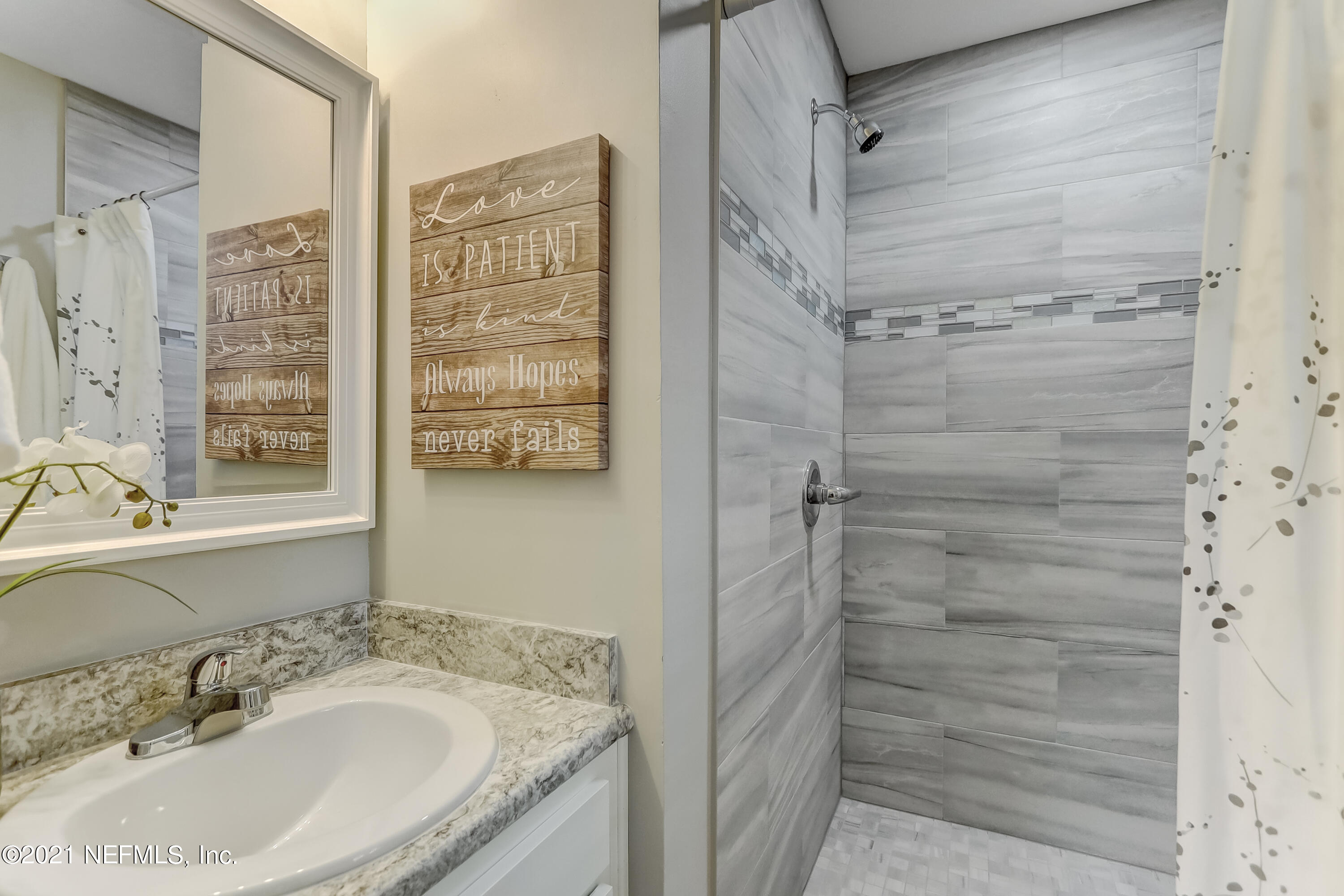 7426 Darwood Road Jacksonville, FL 32211 - Photo 18 of 40 Master Bath