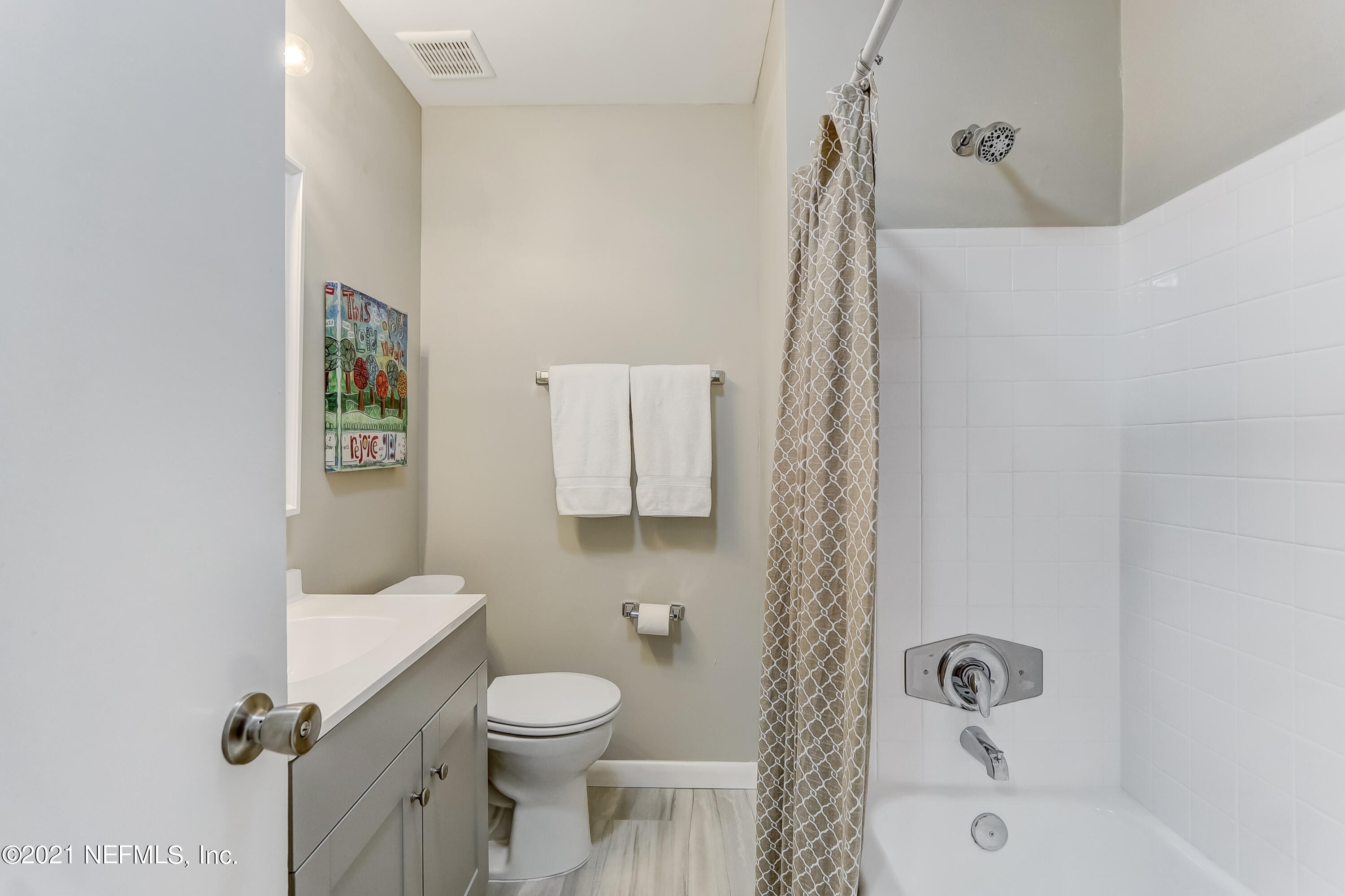7426 Darwood Road Jacksonville, FL 32211 - Photo 24 of 40 Hall Bath