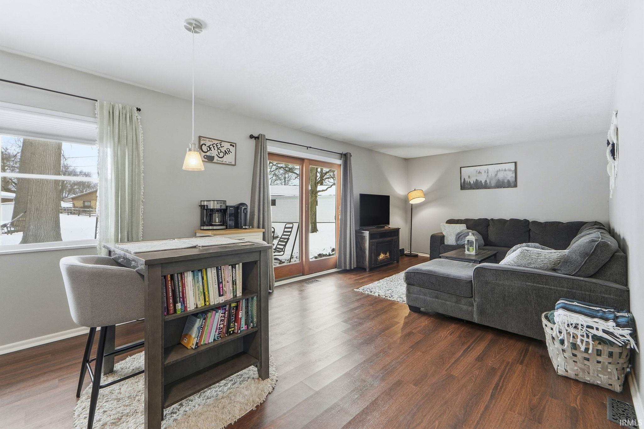 6708 Raintree Road Fort Wayne, IN 46825 - Photo 5 of 29