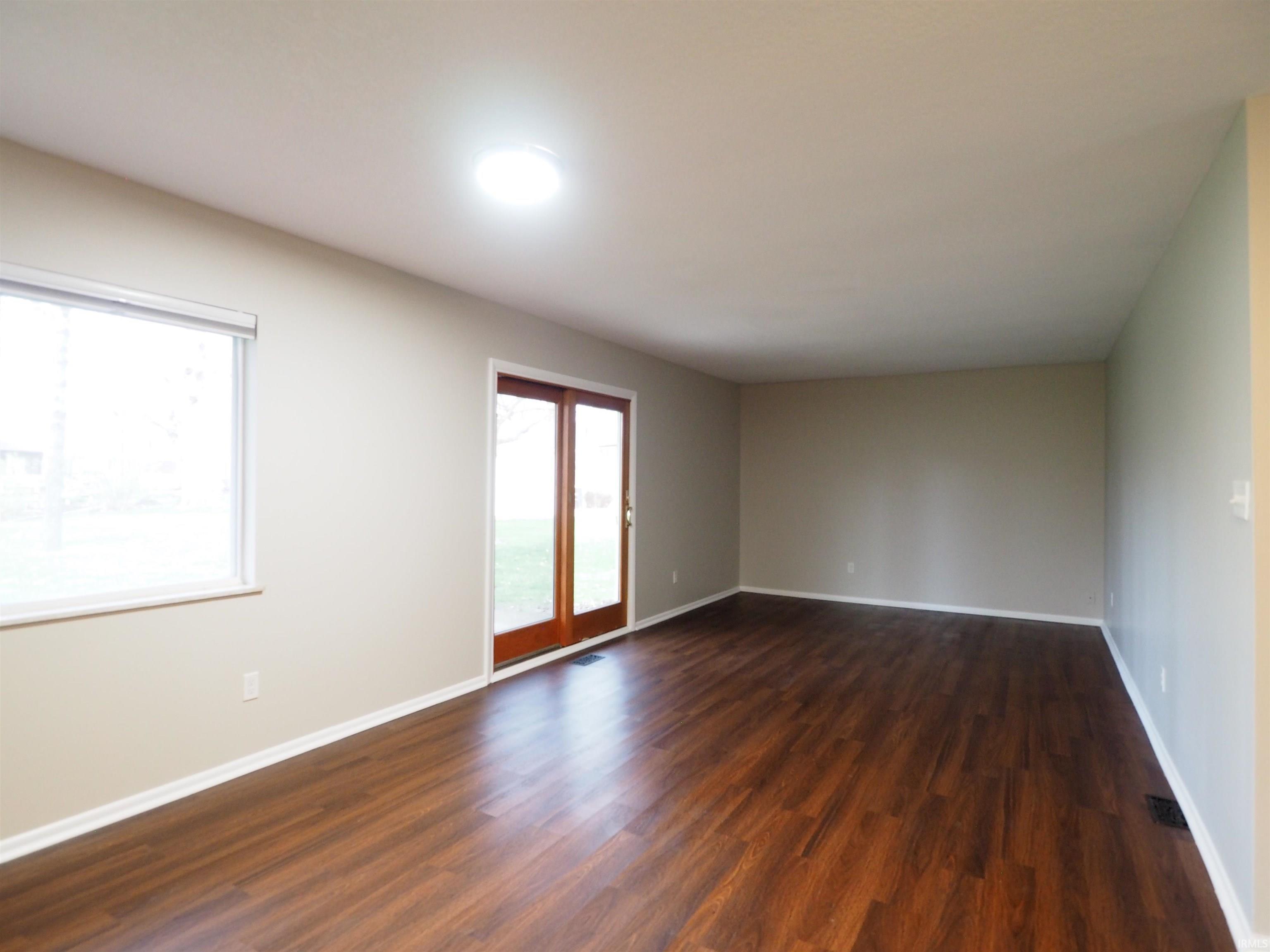 6708 Raintree Road Fort Wayne, IN 46825 - Photo 6 of 29