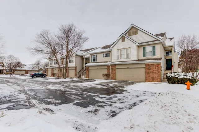$2,795 | 2913 Saganashkee Lane, Naperville, IL 60564