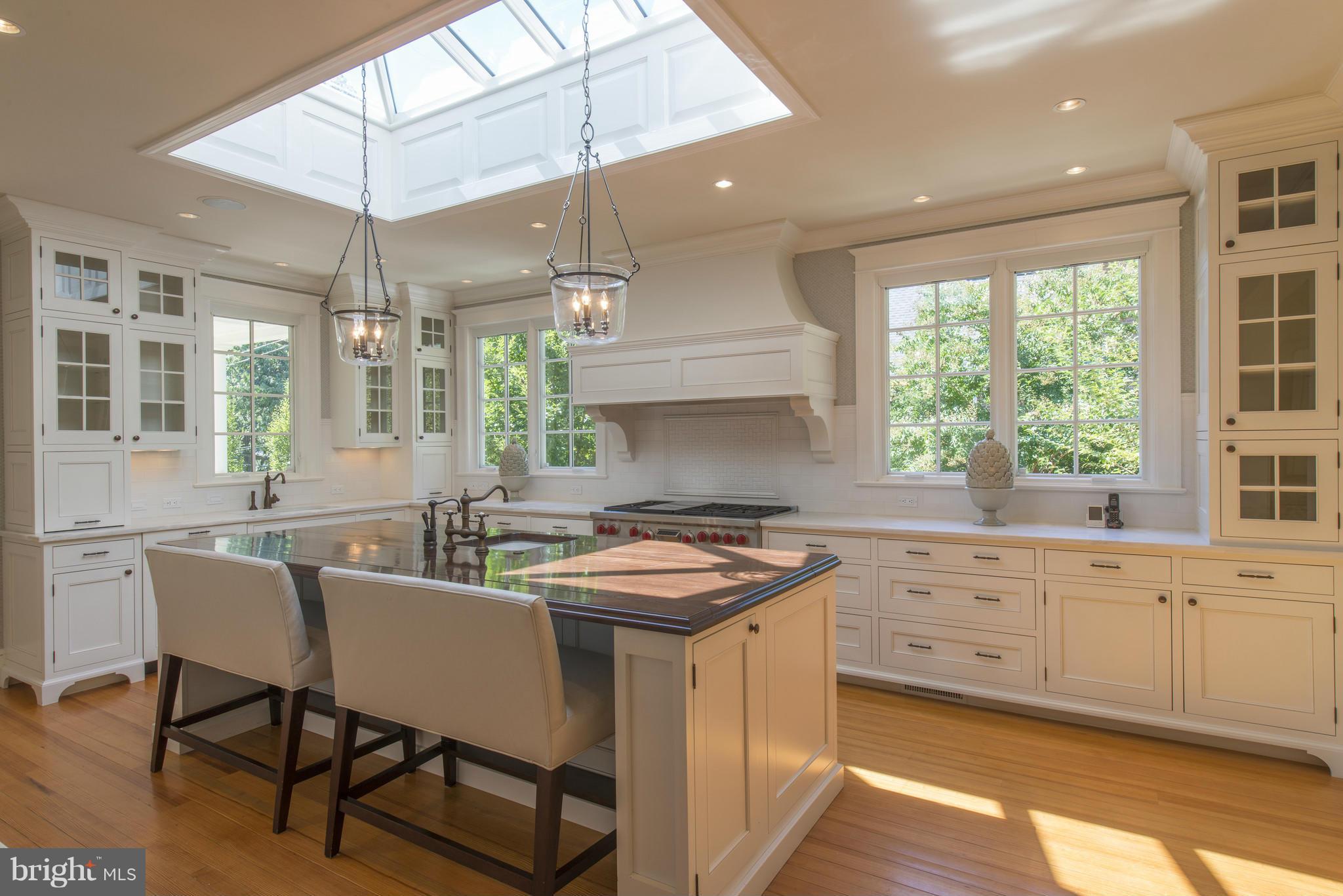 6222 Berkeley Road Alexandria, VA 22307 - Photo 11 of 29 Kitchen