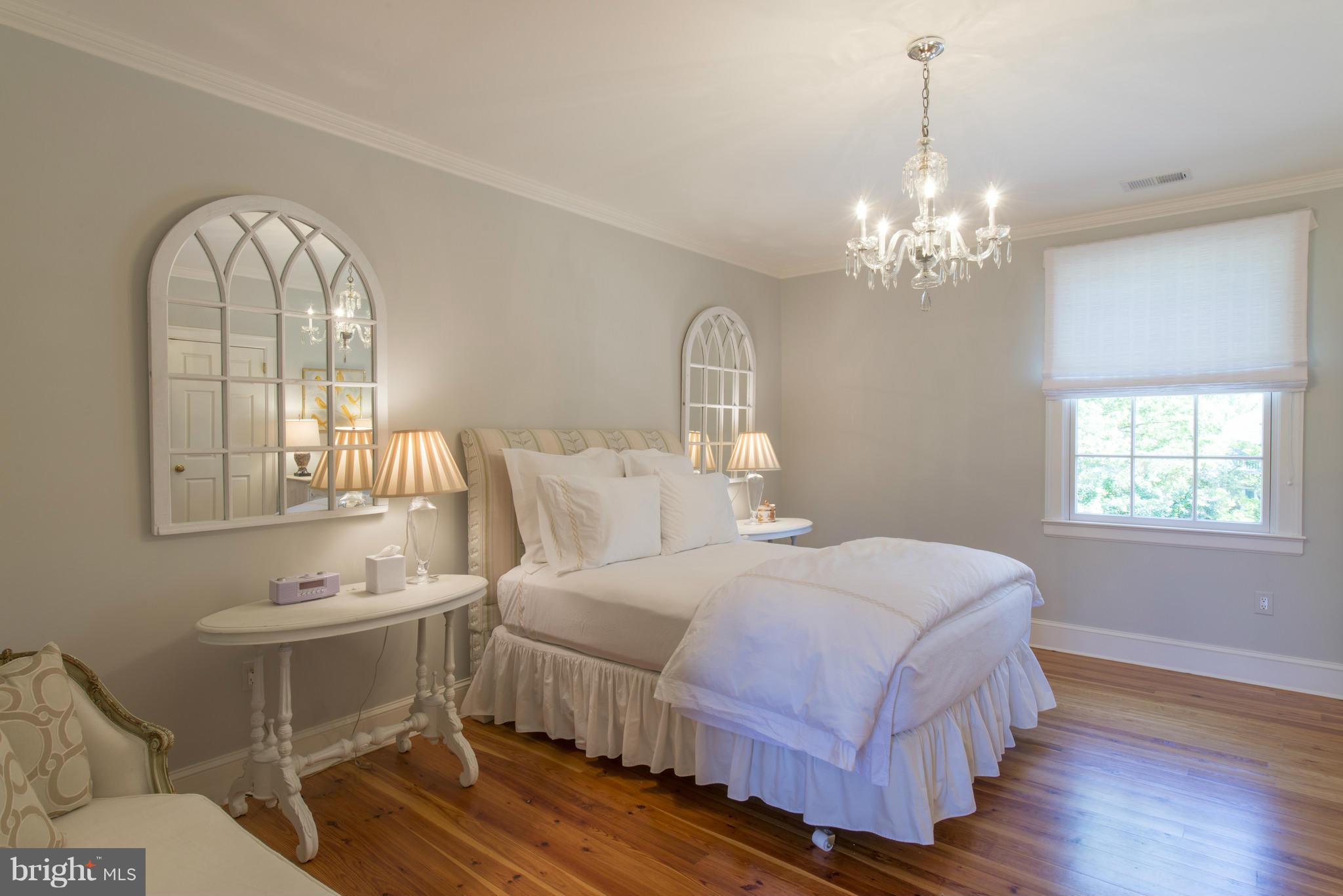 6222 Berkeley Road Alexandria, VA 22307 - Photo 20 of 29 Bedroom
