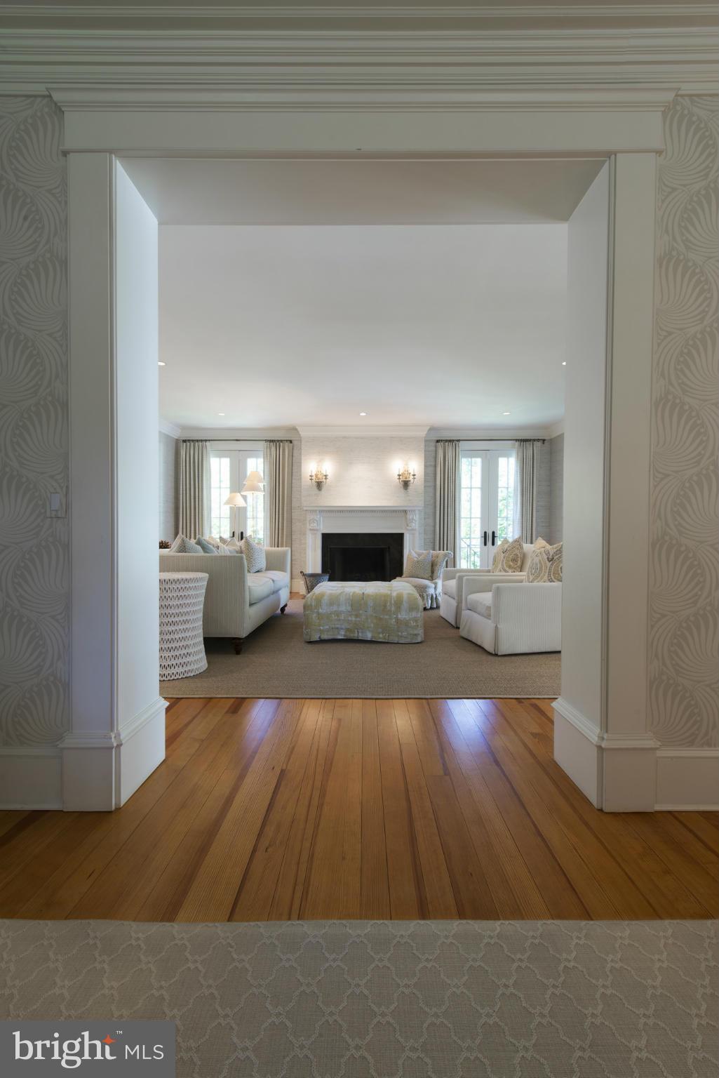 6222 Berkeley Road Alexandria, VA 22307 - Photo 6 of 29 Interior (General)