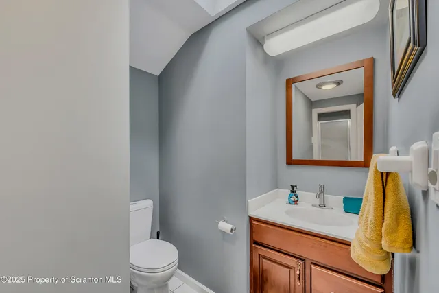 $495,000 | 112 Woodside Drive, Clarks Summit, PA 18411