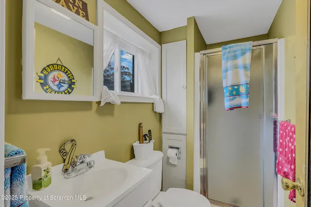 $495,000 | 112 Woodside Drive, Clarks Summit, PA 18411