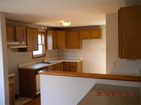 940 Barre Road New Braintree, MA 01531 - Photo 9 of 16 Gallery Image 9