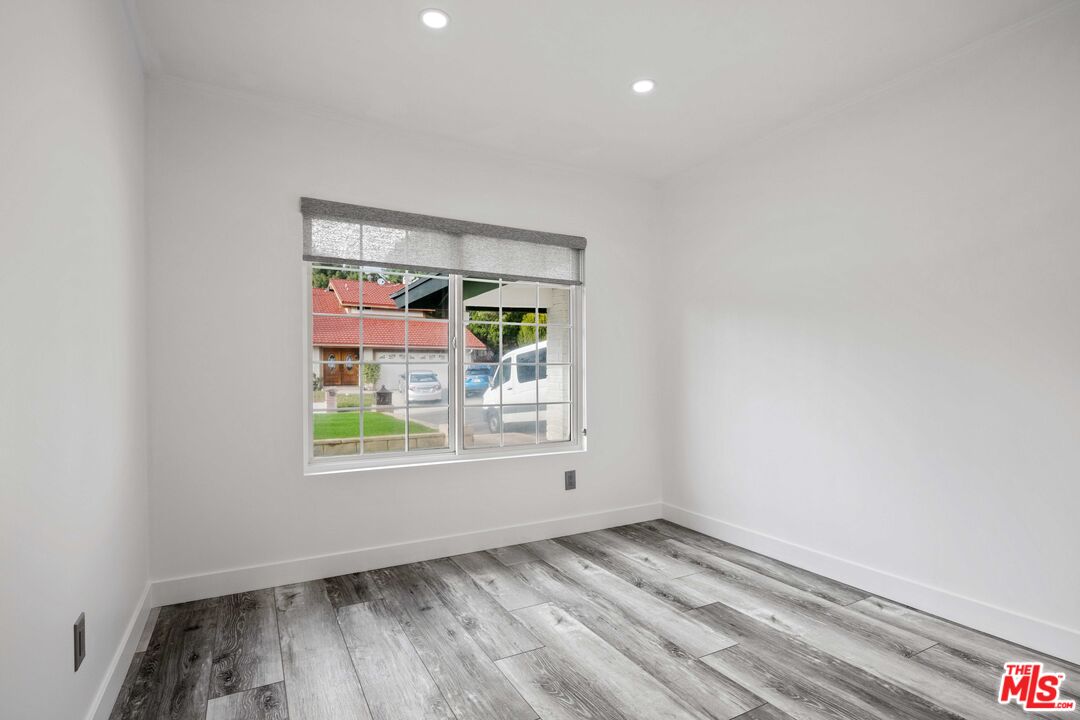 18542 Dylan Street Porter Ranch, CA 91326 - Photo 17 of 36