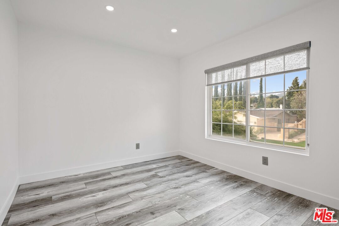 18542 Dylan Street Porter Ranch, CA 91326 - Photo 19 of 36