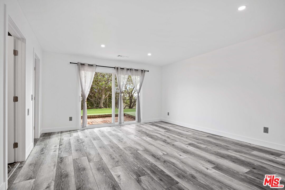 18542 Dylan Street Porter Ranch, CA 91326 - Photo 24 of 36