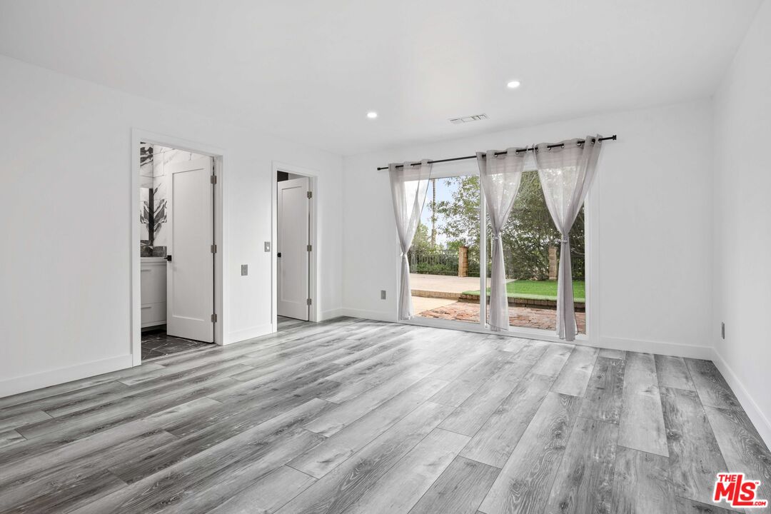 18542 Dylan Street Porter Ranch, CA 91326 - Photo 25 of 36