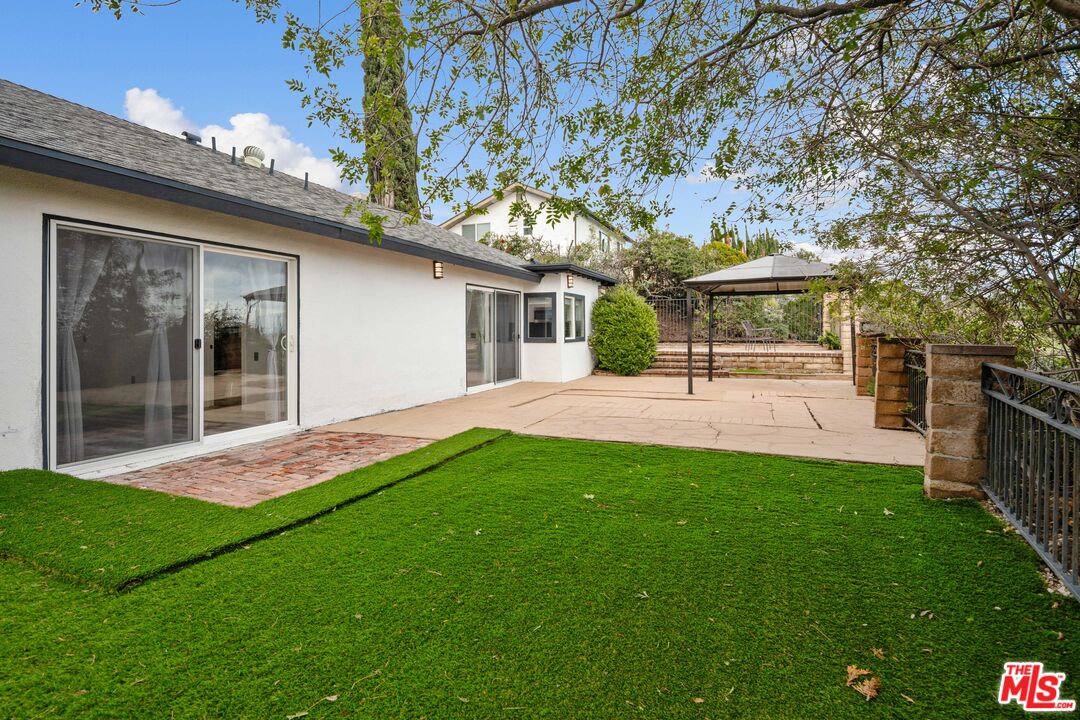 18542 Dylan Street Porter Ranch, CA 91326 - Photo 31 of 36