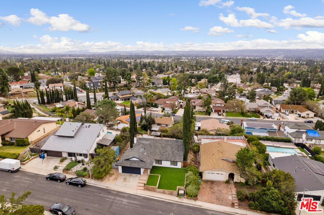 18542 Dylan Street Porter Ranch, CA 91326 - Photo 34 of 36