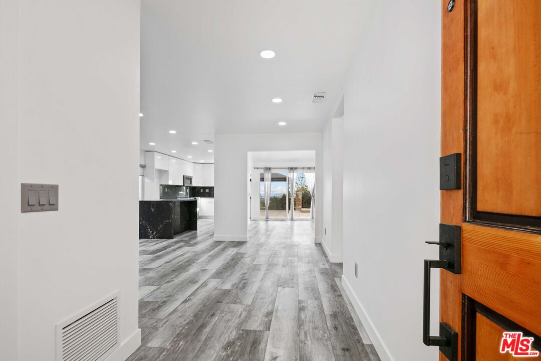 18542 Dylan Street Porter Ranch, CA 91326 - Photo 4 of 36