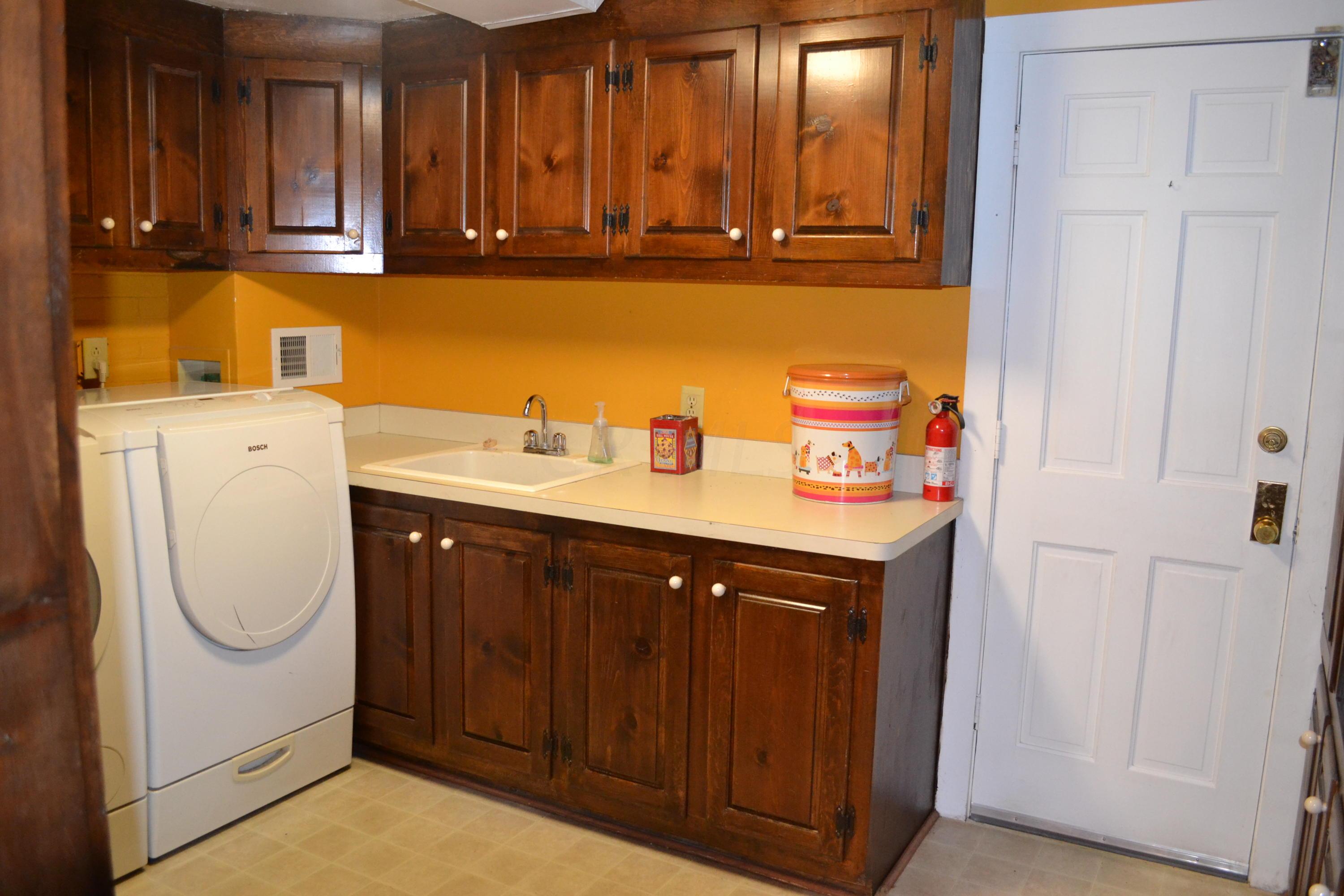 1831 Roxbury Road Columbus, OH 43212 - Photo 17 of 30