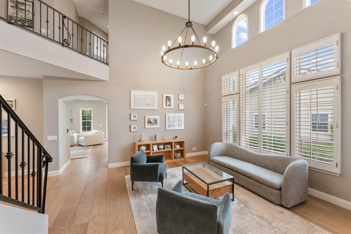 200 Oak View Lane Santa Barbara, CA 93111 - Photo 3 of 32 _ROY8735