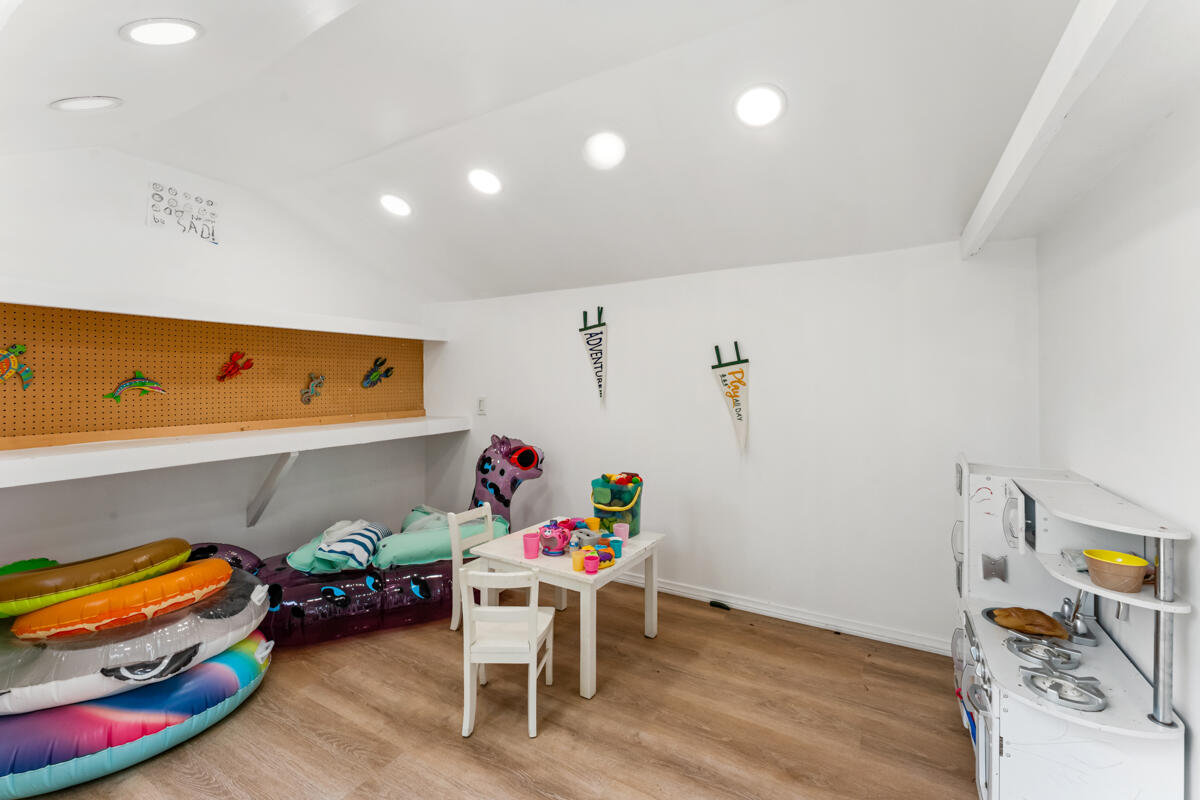 200 Oak View Lane Santa Barbara, CA 93111 - Photo 31 of 32 _ROY8790