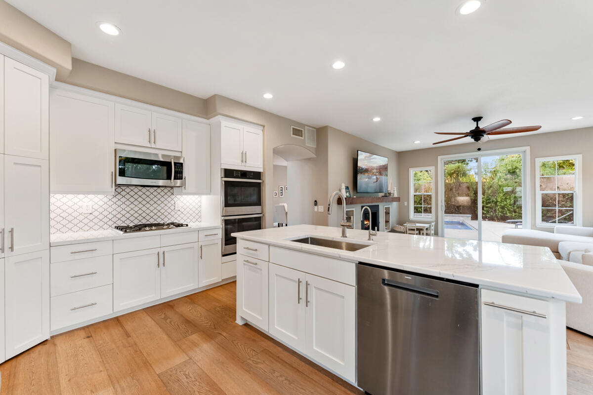 200 Oak View Lane Santa Barbara, CA 93111 - Photo 9 of 32 _ROY8770