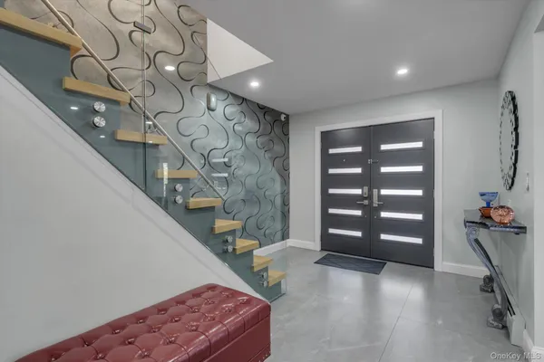 $2,100,000 | 700 Sherwood Street, Valley Stream, NY 11581