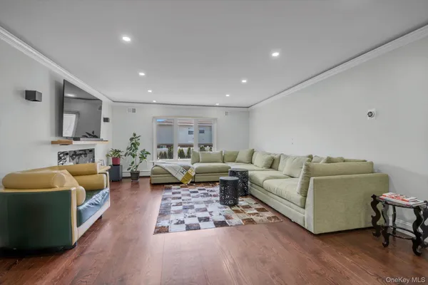 $2,100,000 | 700 Sherwood Street, Valley Stream, NY 11581