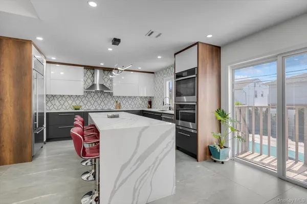$2,100,000 | 700 Sherwood Street, Valley Stream, NY 11581
