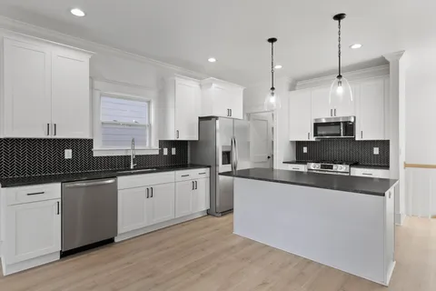 $694,900 | 1621 9th Avenue North, Unit A, Nashville, TN 37208