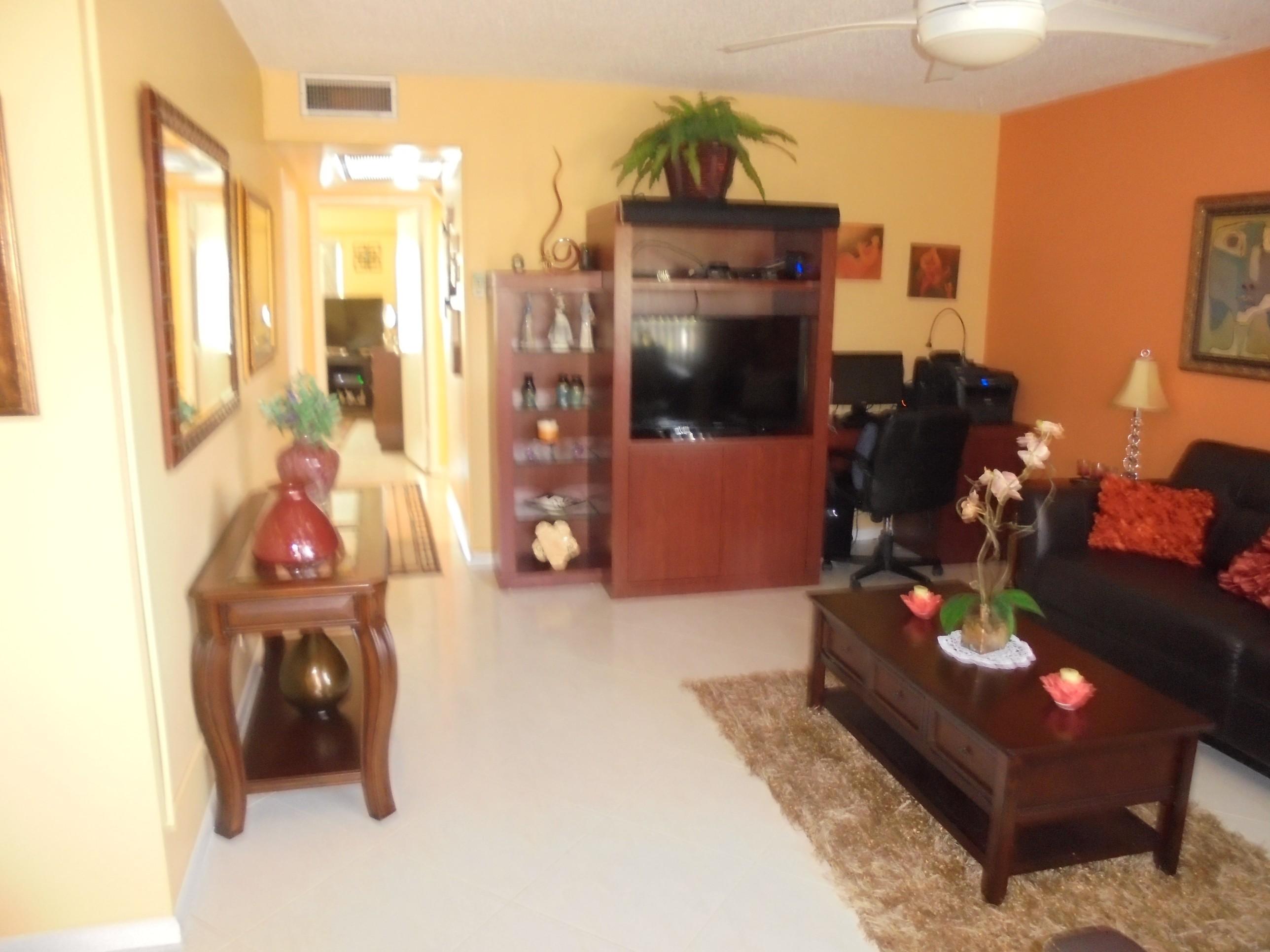 73 Preston F Boca Raton, FL 33434 - Photo 3 of 14 008