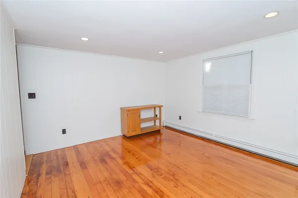 $689,000 | 137 Kingstown Road, Narragansett, RI 02882